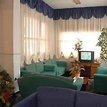 Moderno Hotel 3*