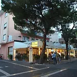 Hotel Moderno
