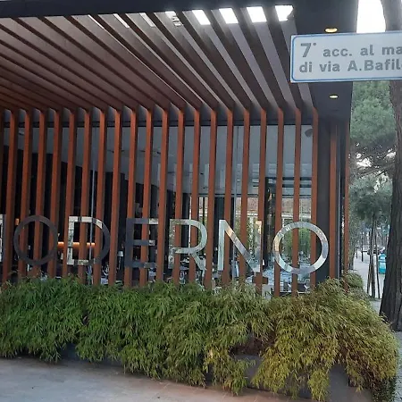 Hotel Moderno