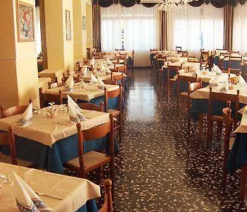 Moderno Hotel
