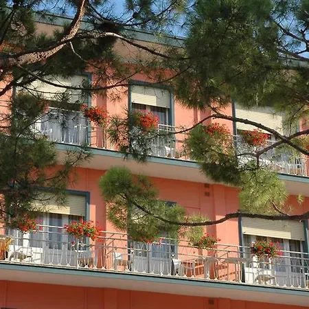 Moderno Szálloda Lido di Jesolo